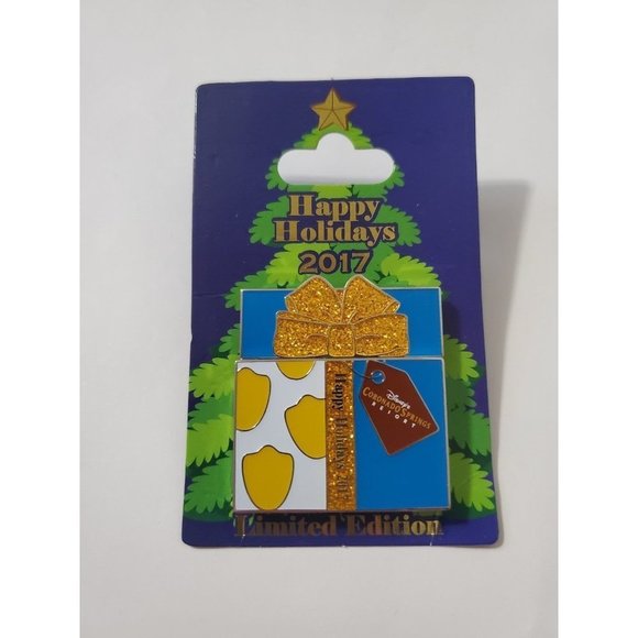 Disney Accessories - Happy Holidays 2017 Cornado Springs Resort Present Feat Donald Duck